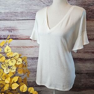 A•NEW•DAY WHITE V-NECK SHORT FLUTTER SLEEVE PULLOVER TOP